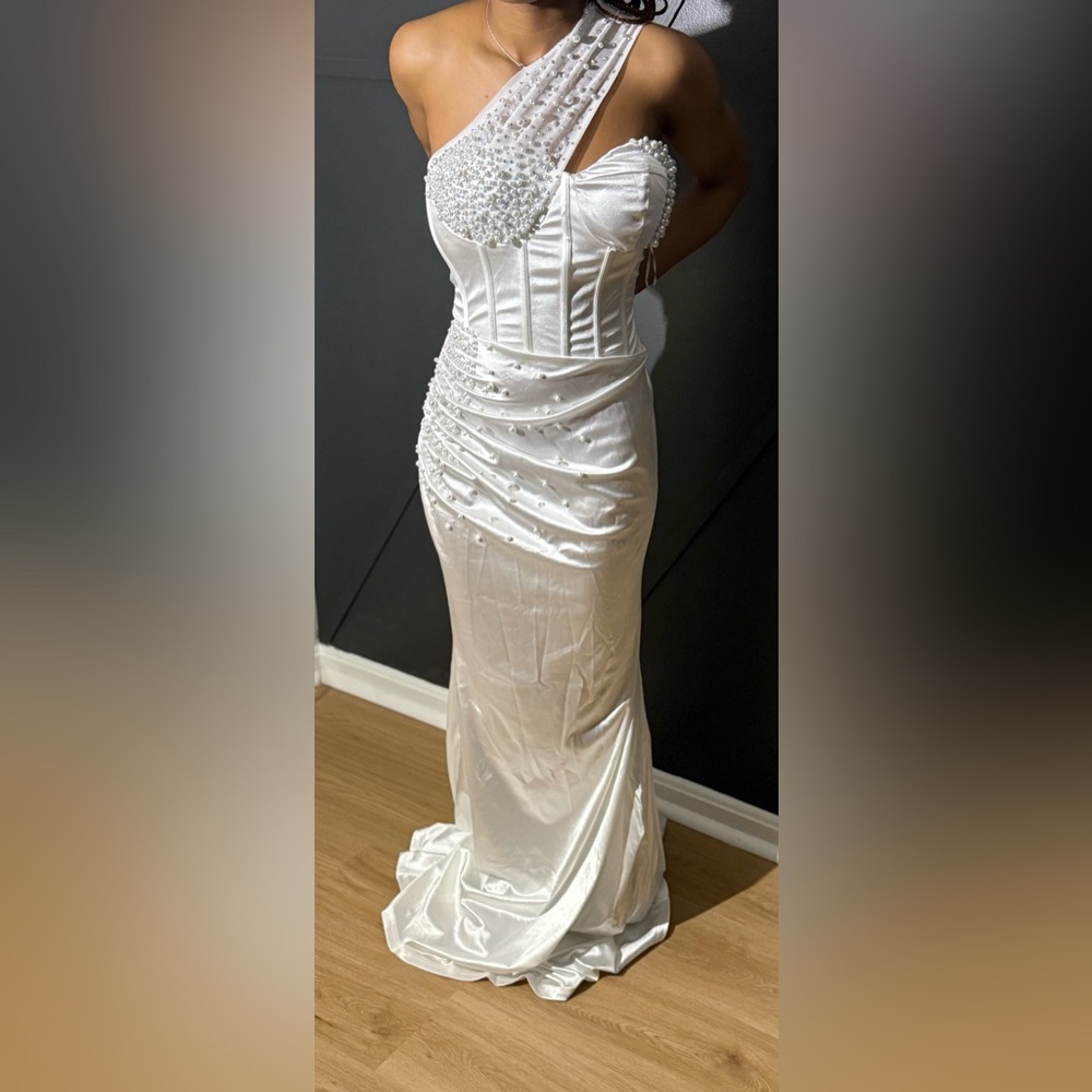 Beautiful White Pearl-embellished One shoulder gown